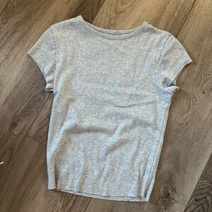 grey baby tee